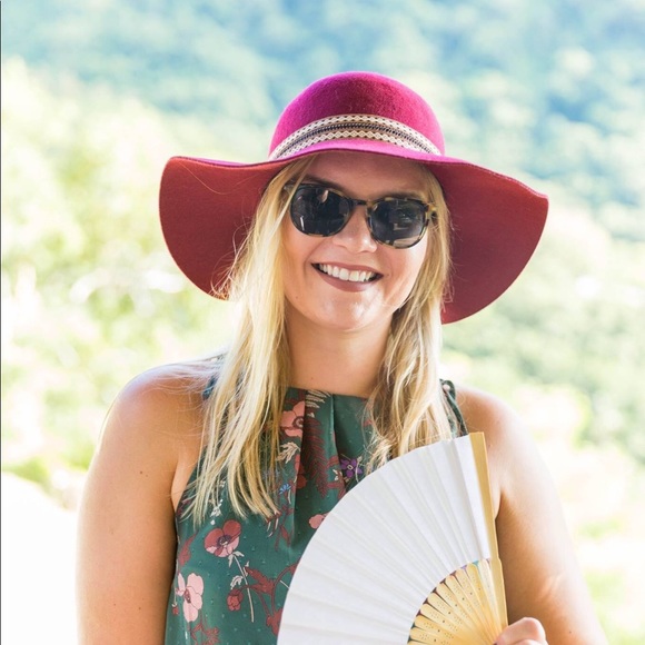 Meet your Posher, Miranda - Picture 1 of 1